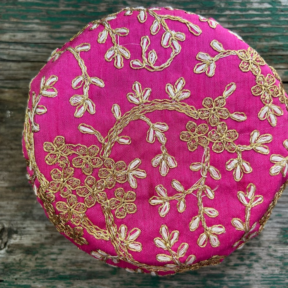 Shree Handicrafts Pink and Gold Travel Jewelry Box - Picture 2 of 13